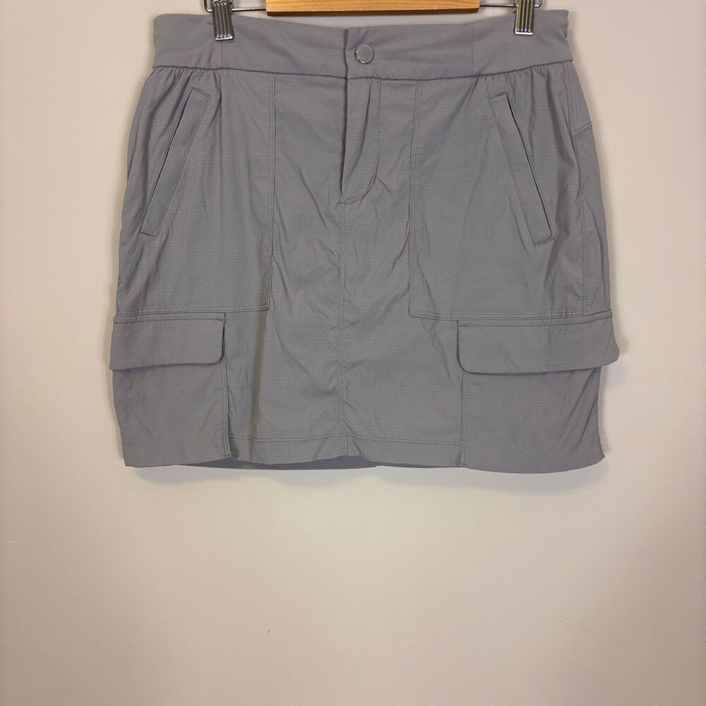 Athleta Grey Mini Athletic Cargo Skort‎ Size 8